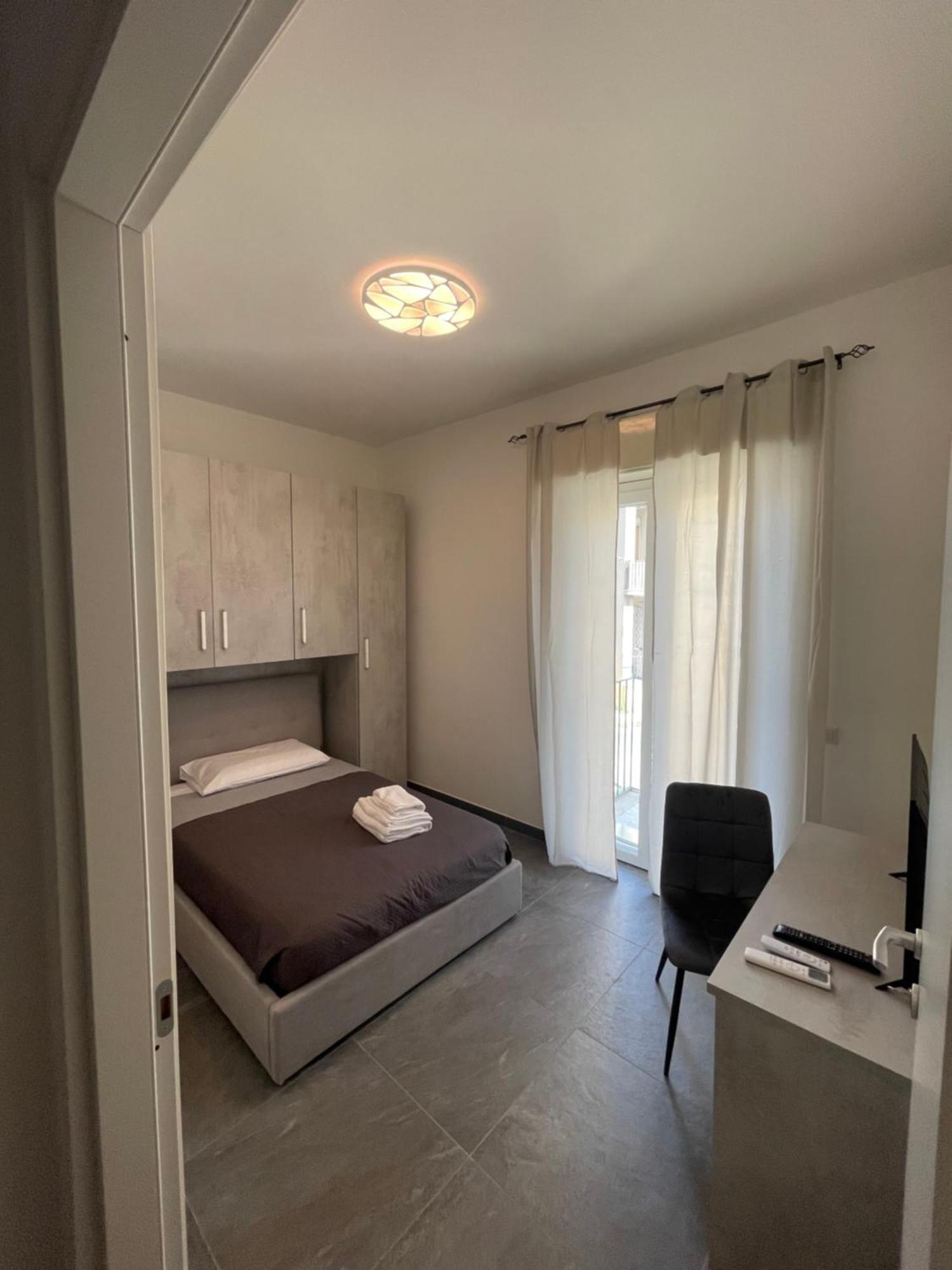 Leos Rooms Caltanissetta Buitenkant foto
